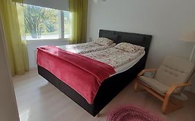 Huone Rauhallisessa Mummolassa
